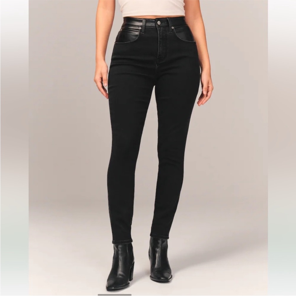 Abercrombie & Fitch High Rise Super Skinny Ankle Jeans